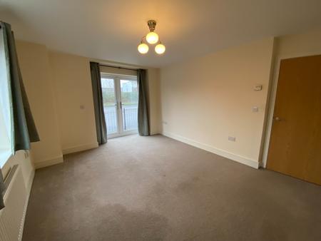 Flat Technology Drive in Rugby