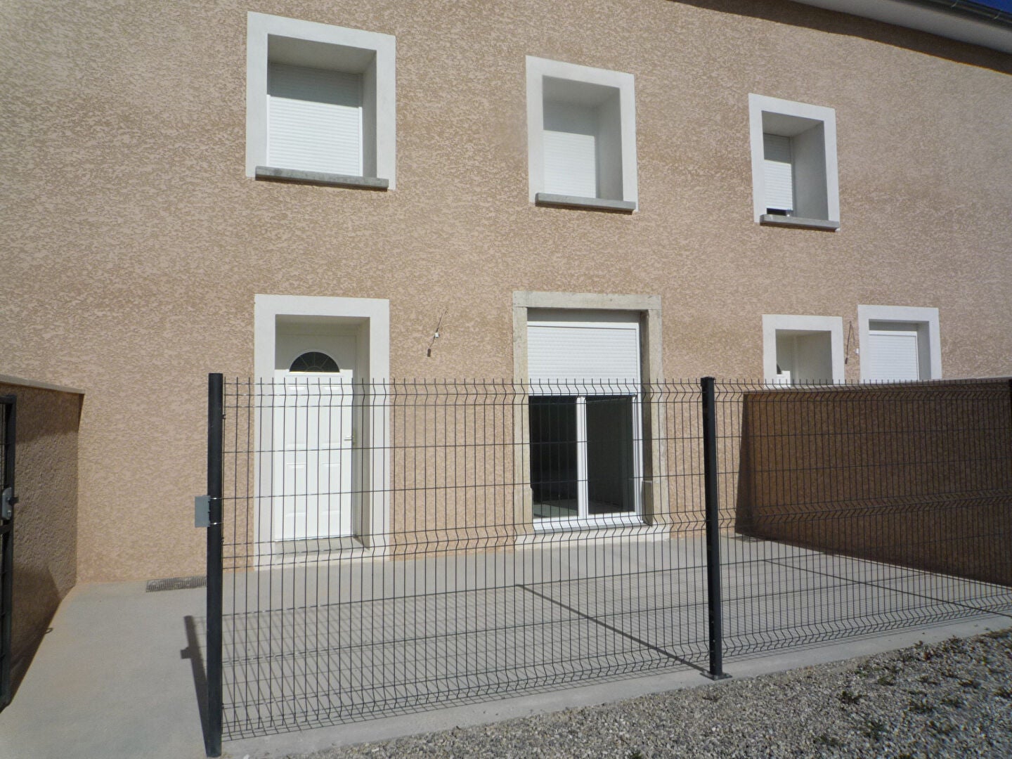 Maison Route de Lyon à Chavanoz