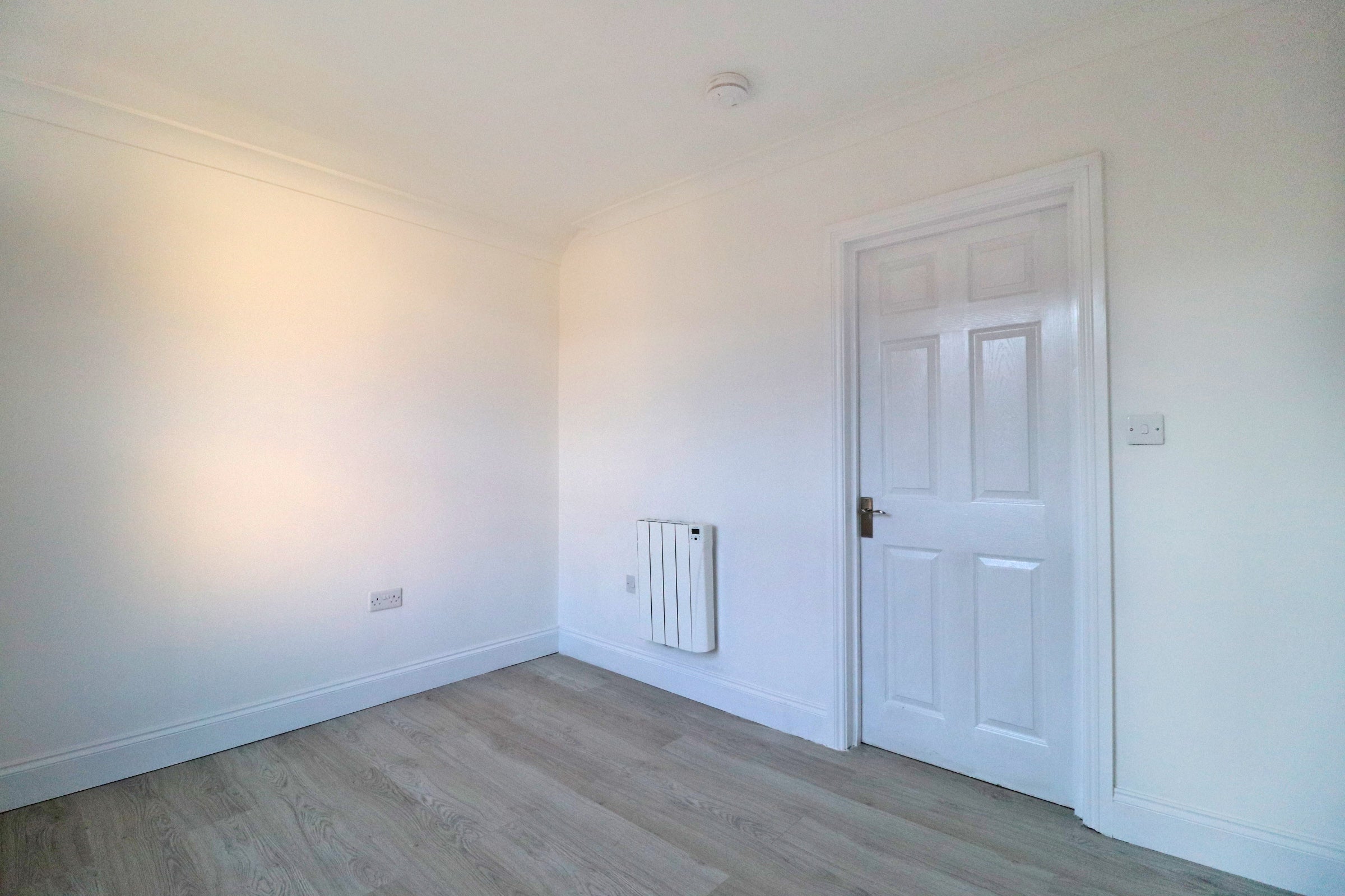 Flat Ashburnham Road in Bedford