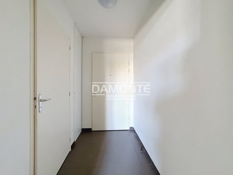 Flat Boulevard Jules Guesde in Troyes
