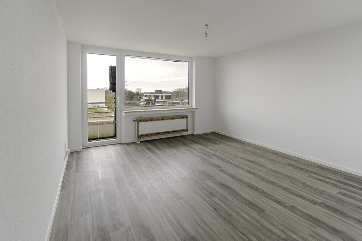 Wohnung Reisholzer Straße in Düsseldorf