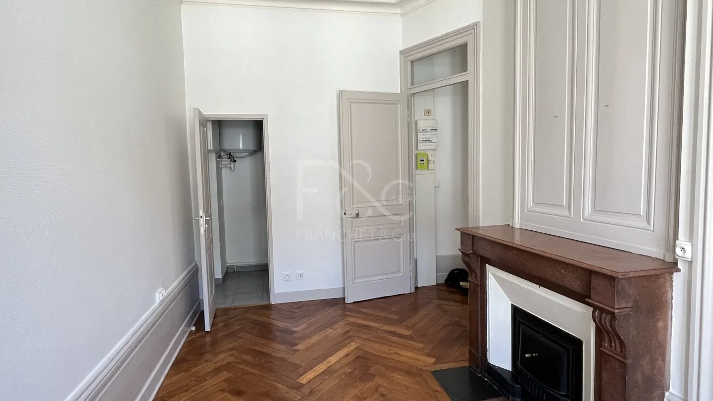 Flat Rue Cuvier in Lyon
