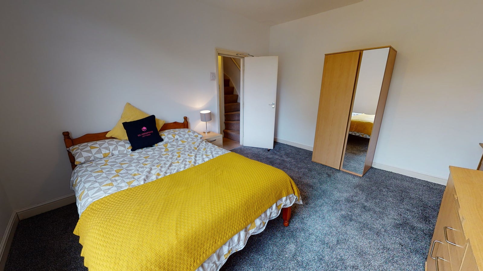 Room Thomas Street in Leeds