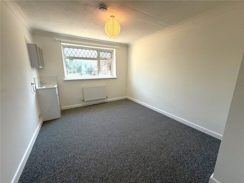 Room Clydesdale Close in Trowbridge