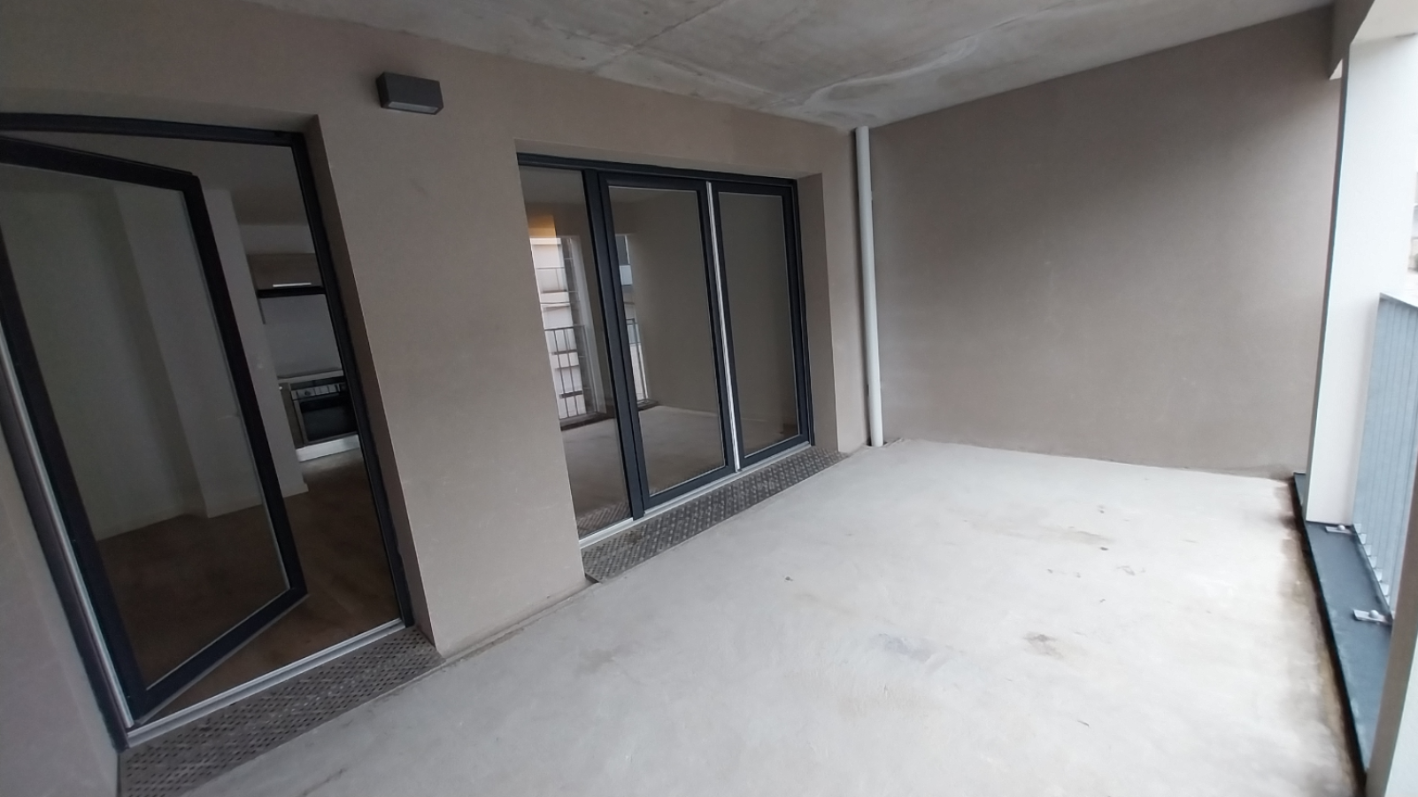 Flat Rue du Docteur Janvier in Couëron