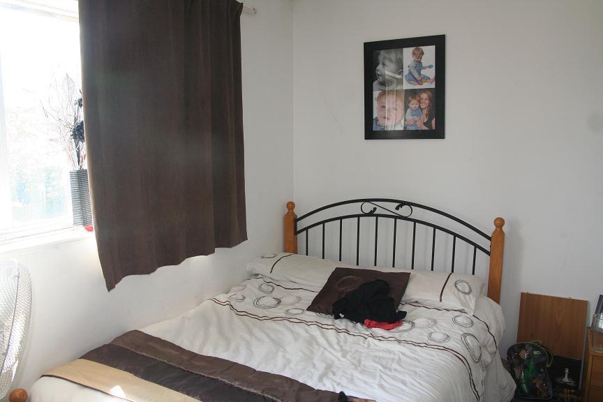 House Axtell Close in Cherwell District