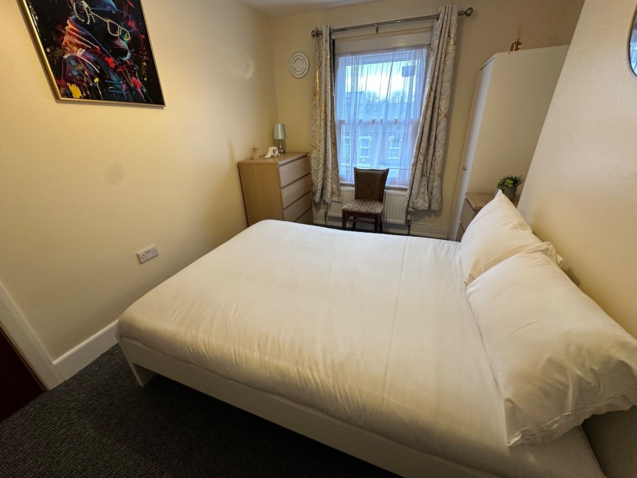 Flat Hornsey Park Road in Greater London