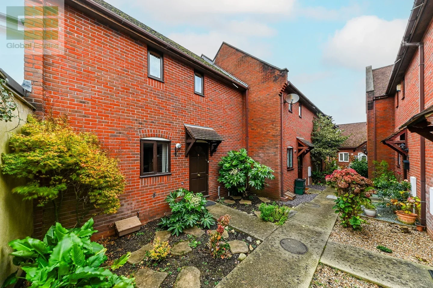 House Bridges Lane in Greater London