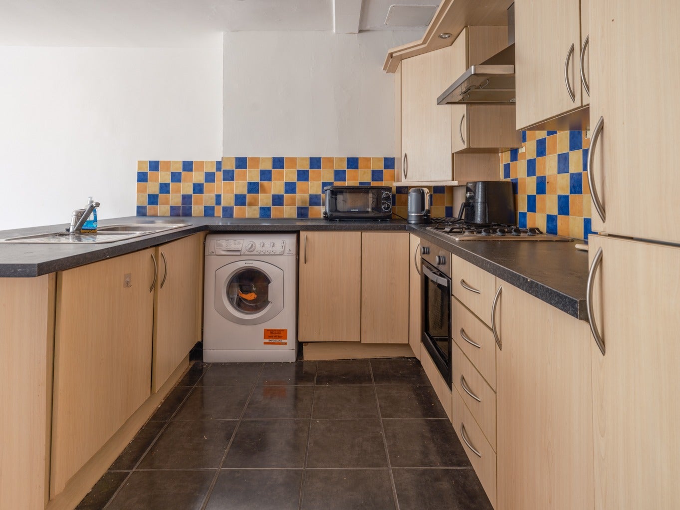 Flat Osborne Avenue in Newcastle upon Tyne