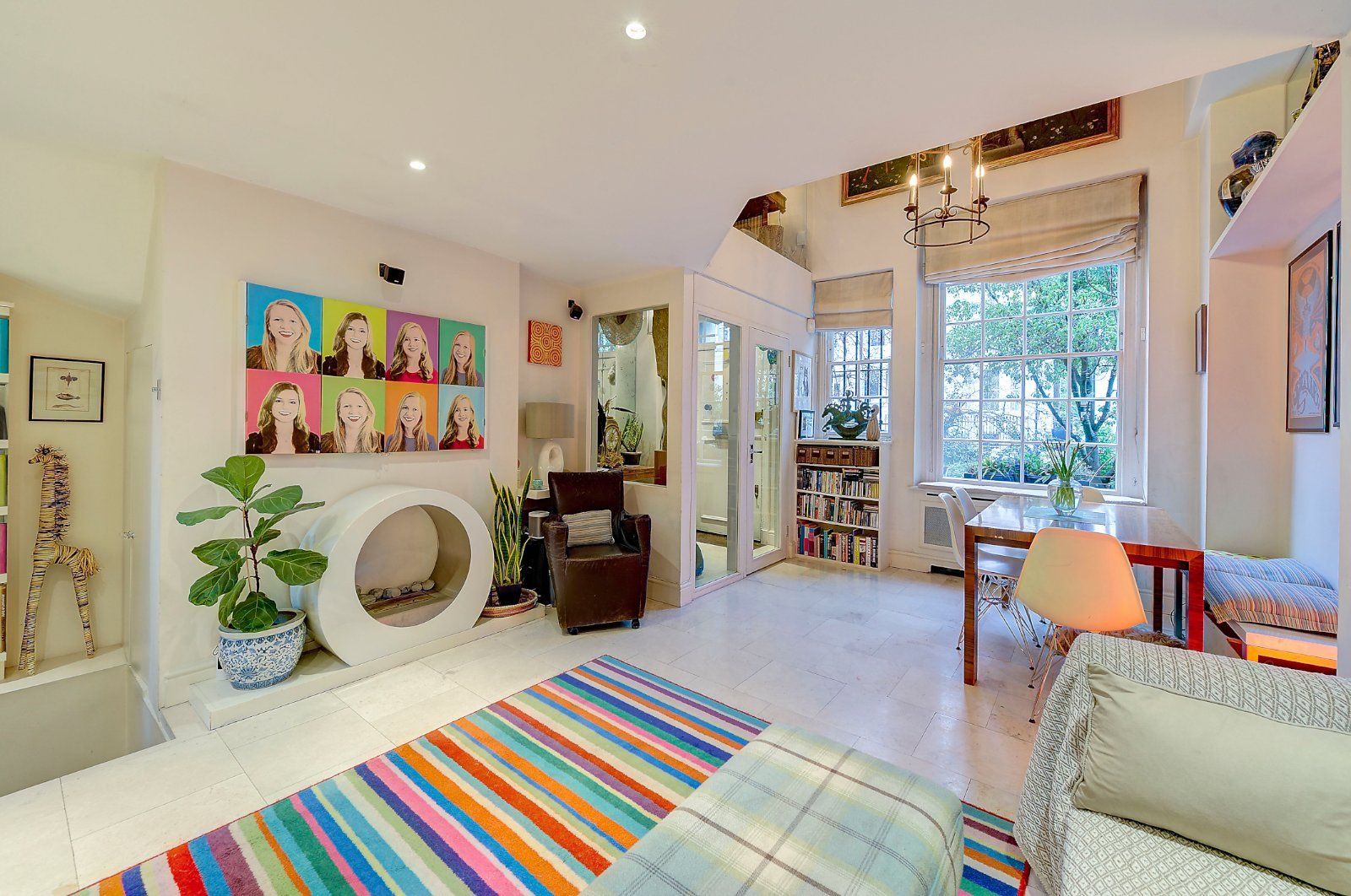 House Lansdowne Road in Greater London