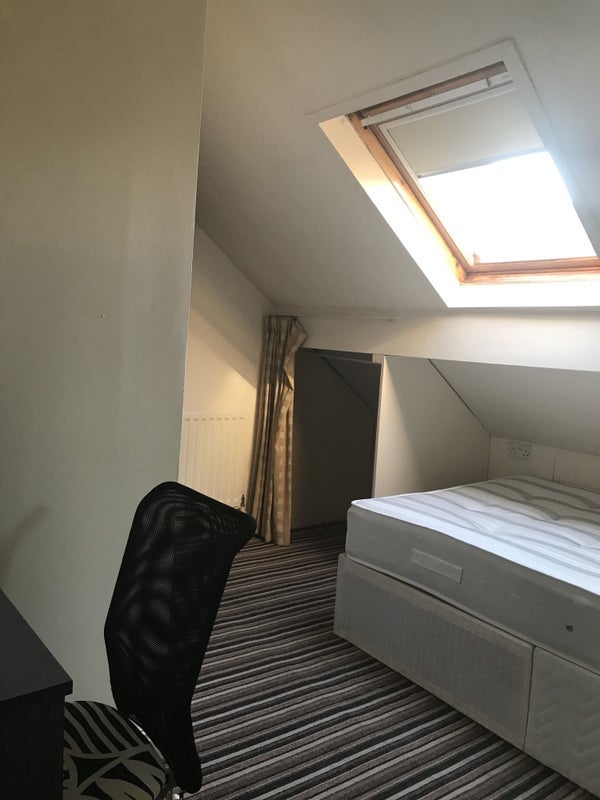 Room Meadow Terrace in Sheffield