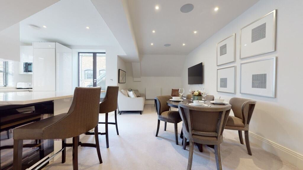 Flat Rainville Road in Greater London