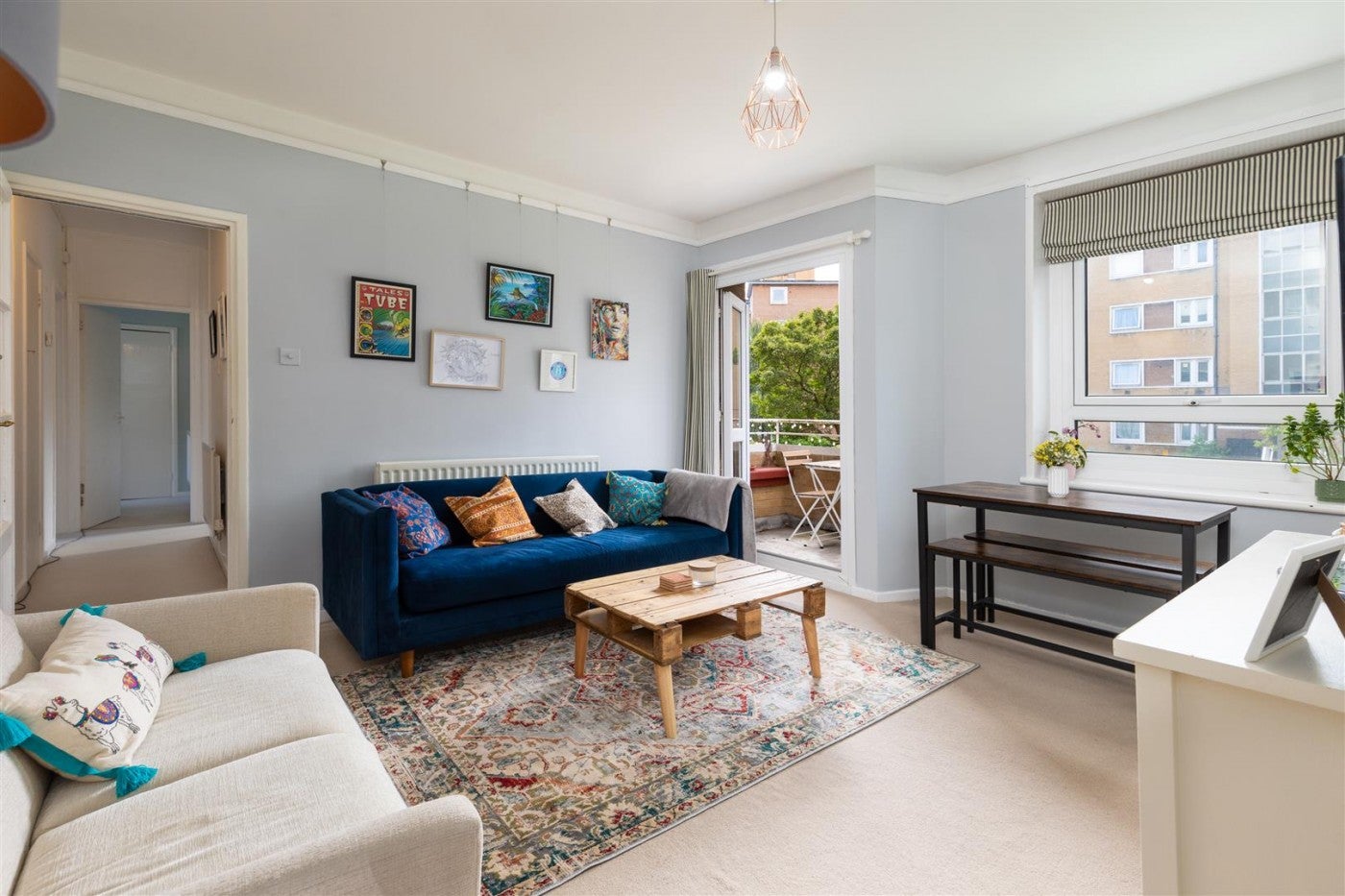 Flat Tulse Hill in Greater London