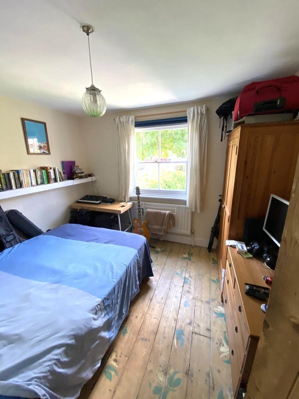 Room Crofton Road in Greater London