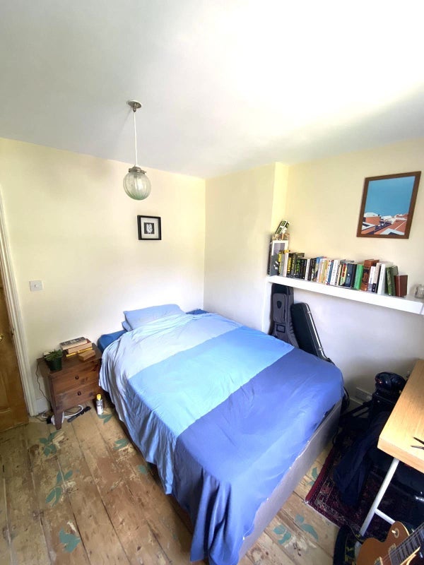 Room Crofton Road in Greater London