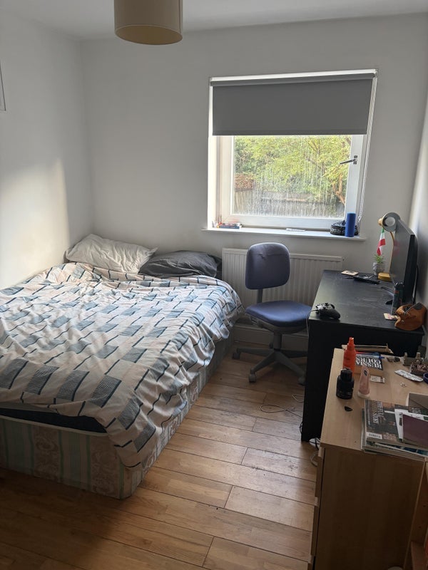 Room Carnegie Street in Greater London