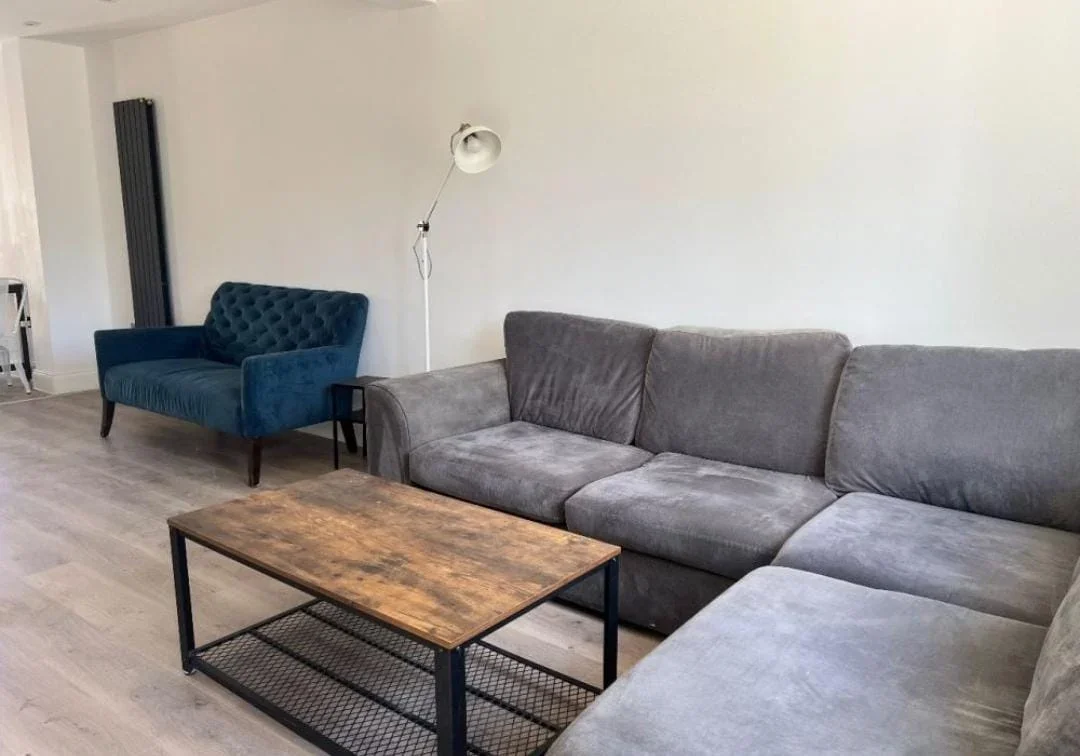 House Barnsbury Crescent in Greater London