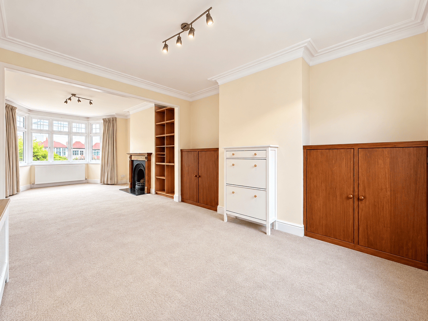 House Summerlee Gardens in Greater London