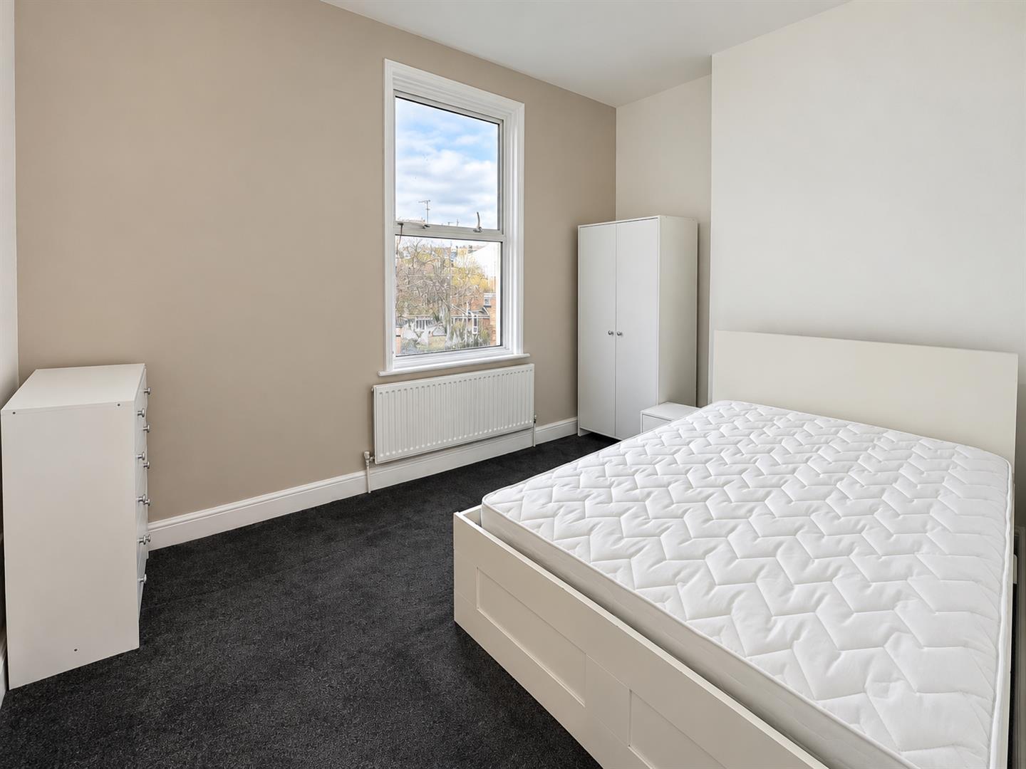 Flat Chippenham Road in City of Westminster