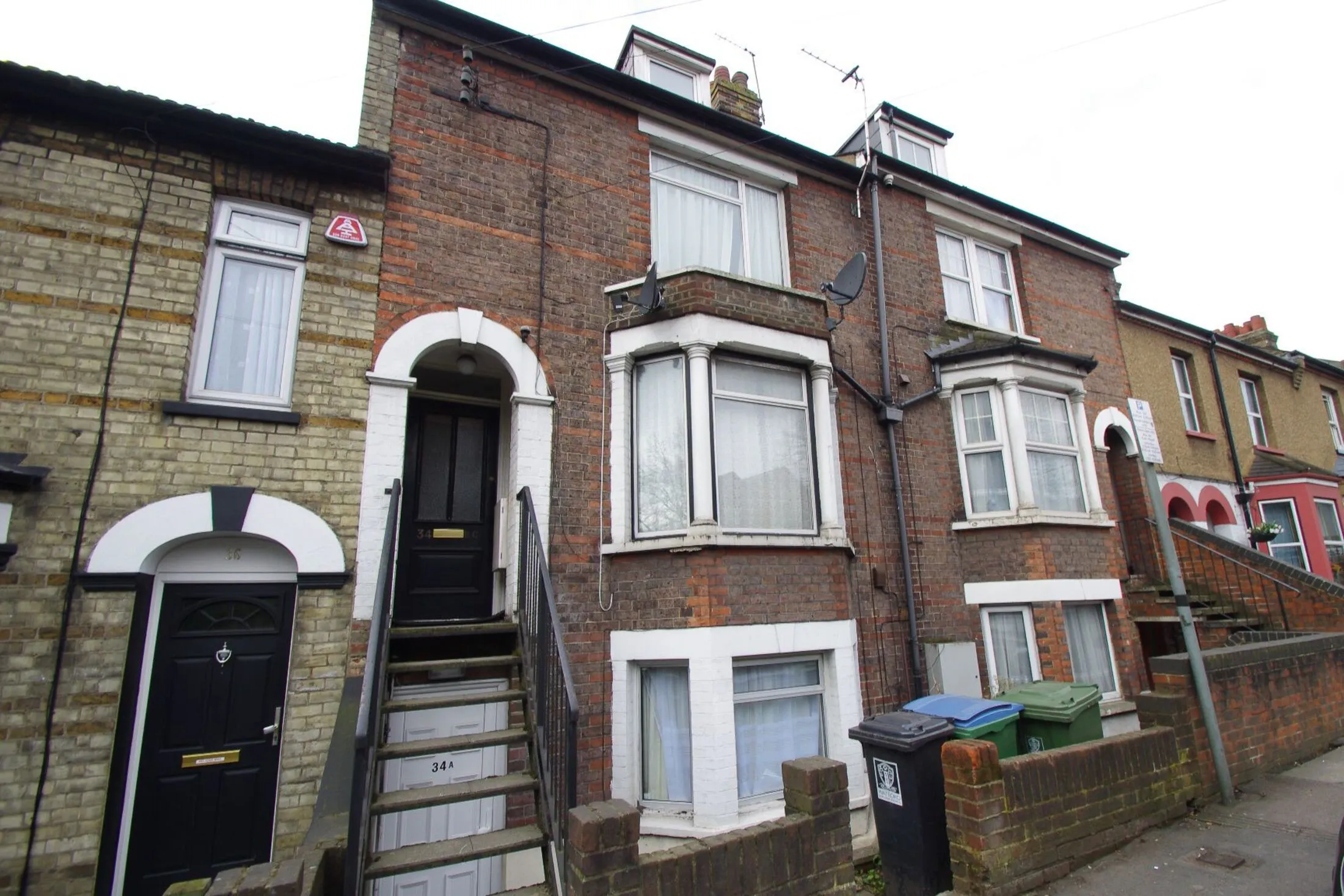 Flat Wiggenhall Road in Watford