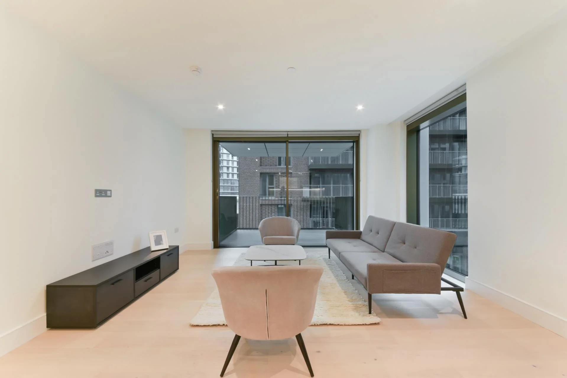 Flat Palmer Road in Greater London