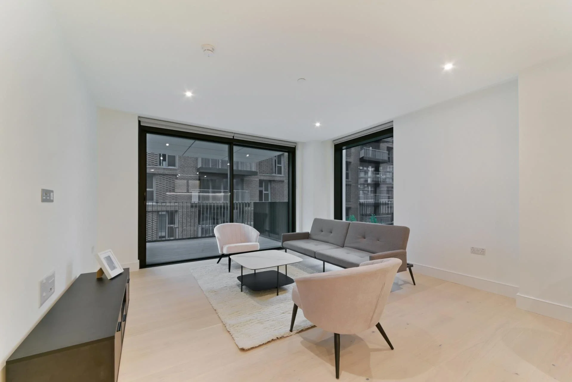 Flat Palmer Road in Greater London