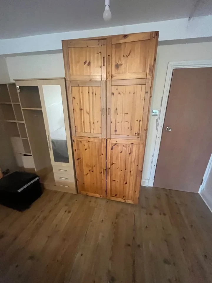 Room Whybridge Close in Greater London