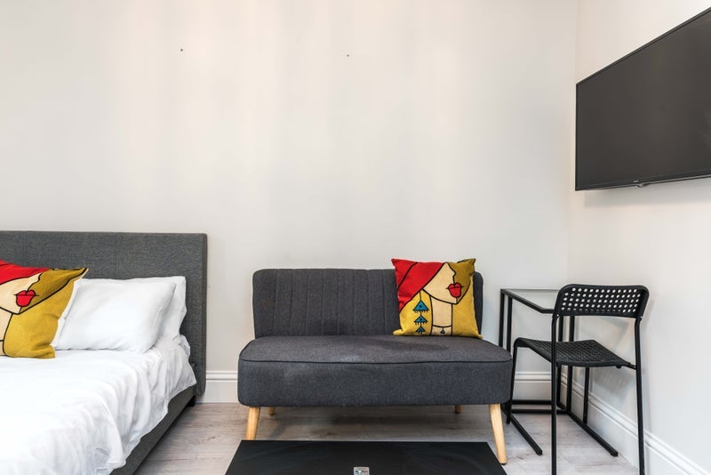 Room Addington Road in Greater London