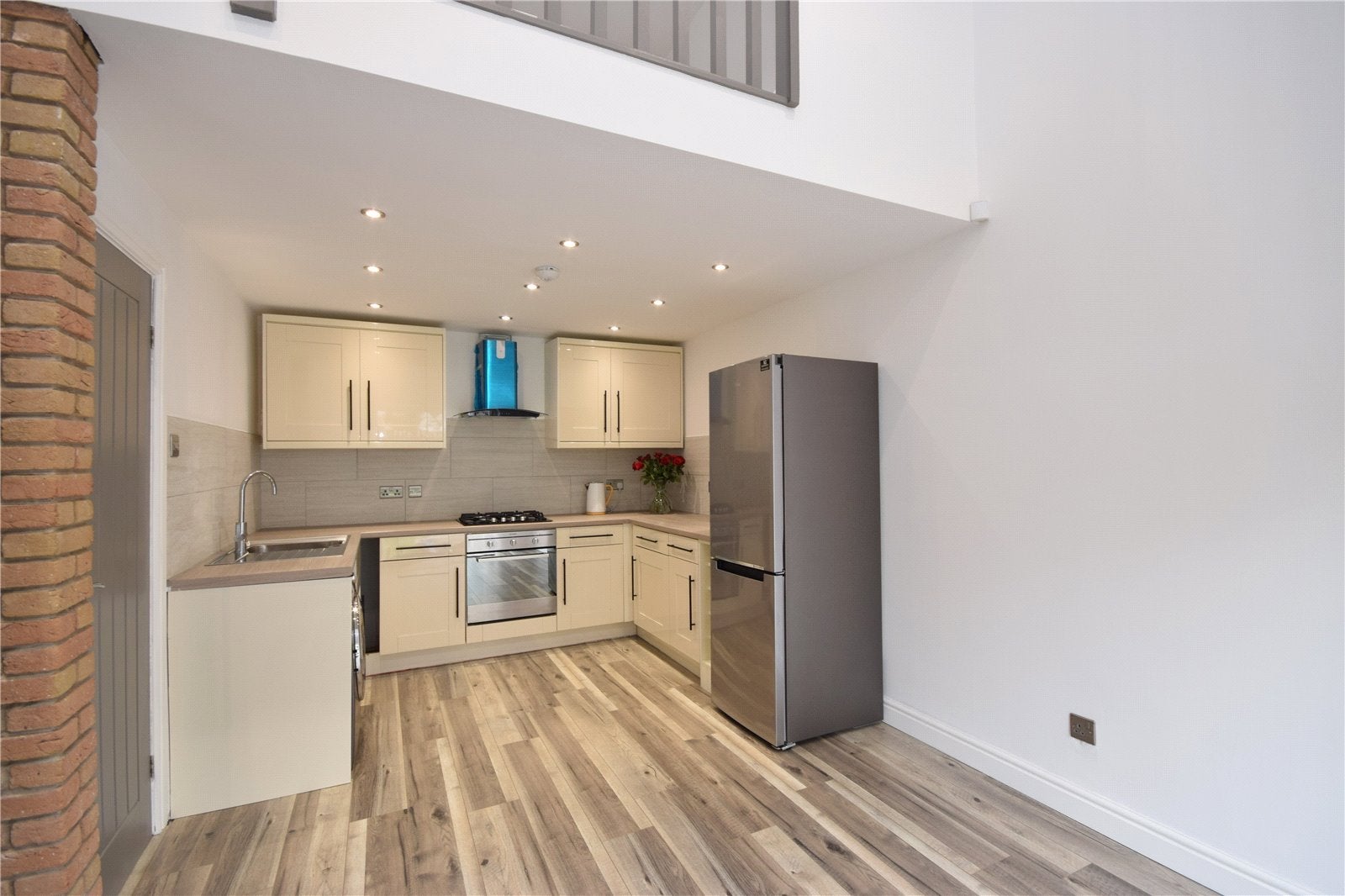 Flat Kings Meadow Close in Leeds