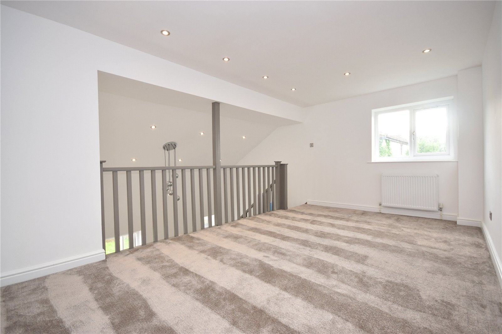 Flat Kings Meadow Close in Leeds