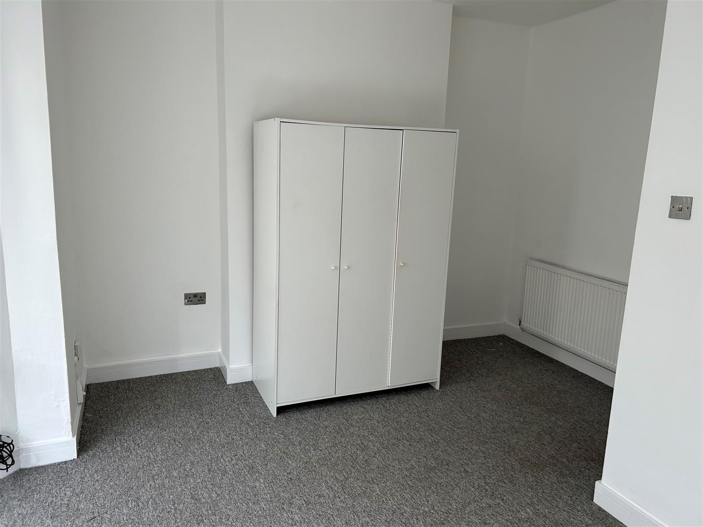 Flat Brithdir Street in Cardiff