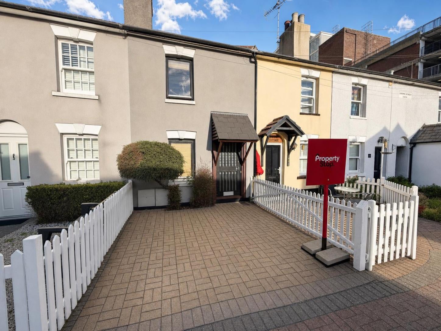 House Crown Street in Brentwood