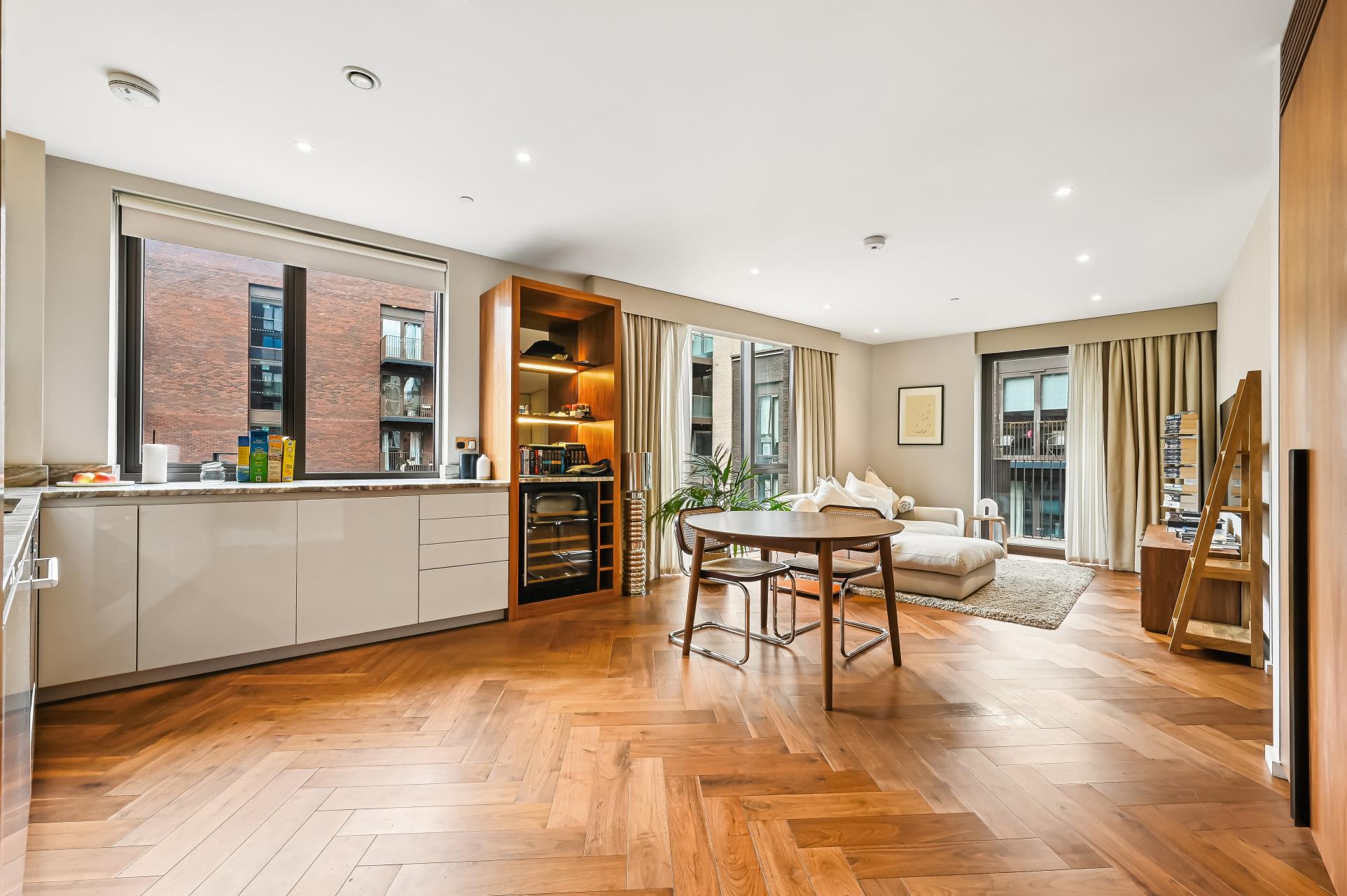 Flat New Union Square in Greater London