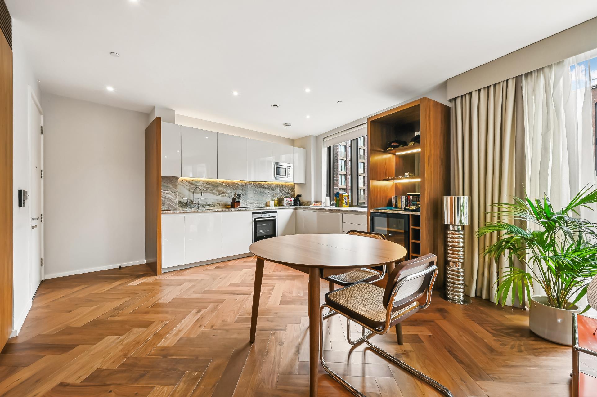 Flat New Union Square in Greater London