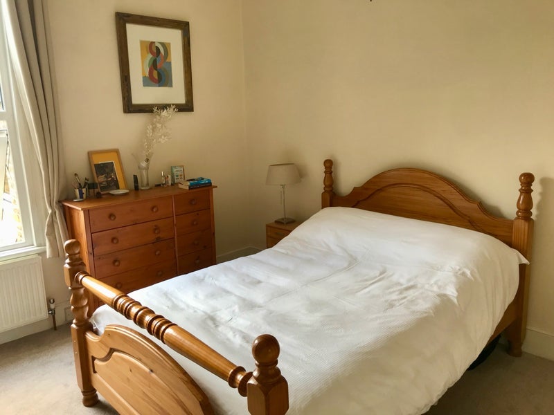 Room Cargill Road in Greater London