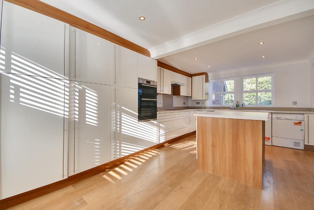 House Russet Drive in Hertsmere