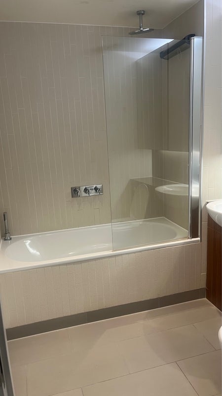 Room Glade Walk in Greater London