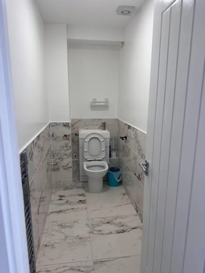 Room Frederick Road in Greater London