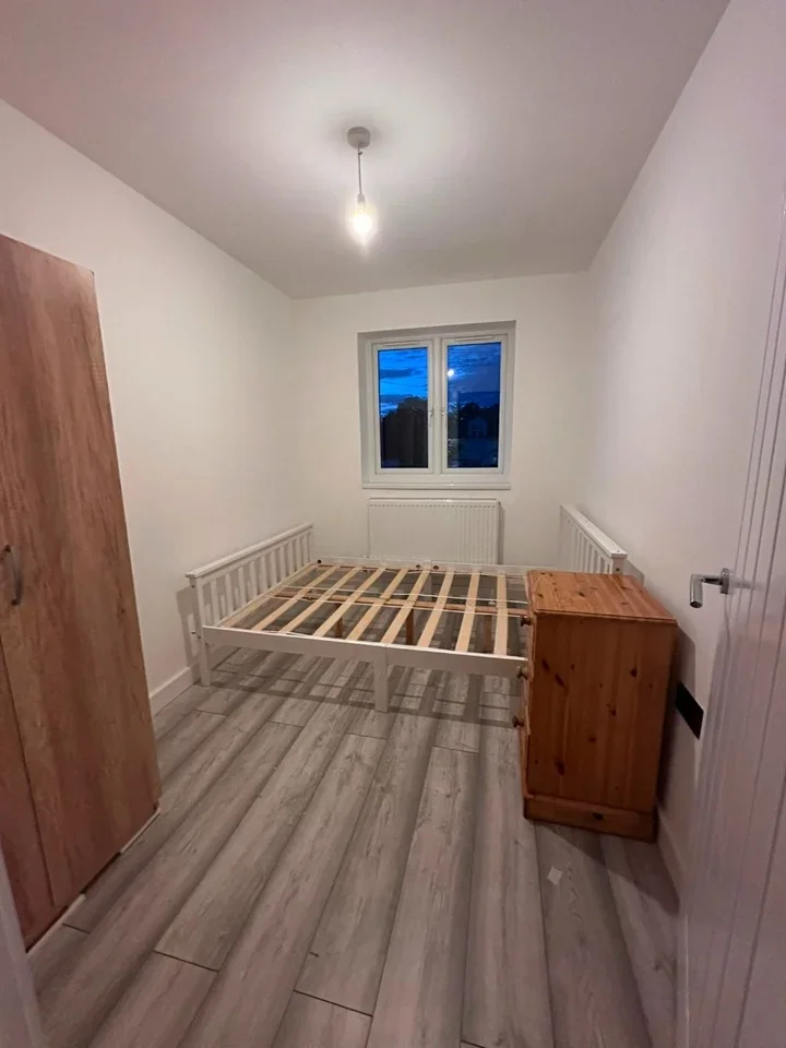 Room Frederick Road in Greater London