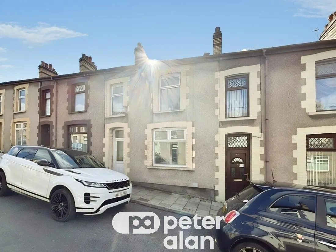 House Fair View in Pengam