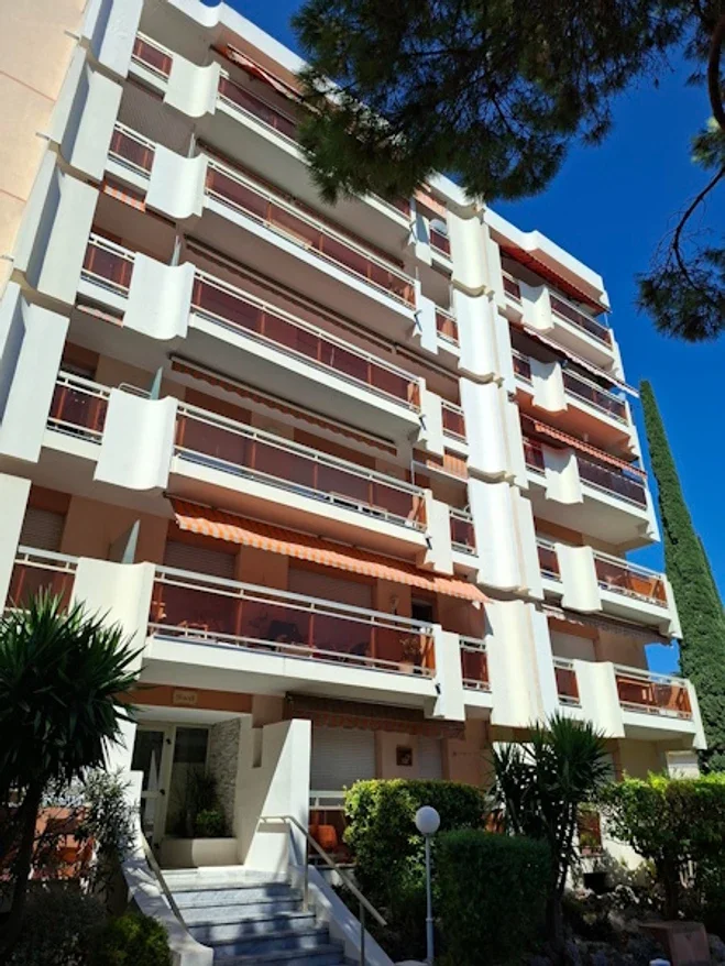 Flat Chemin de la Lauve in Saint-Raphaël