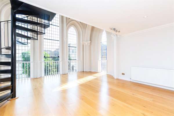Flat Devonia Road in Greater London
