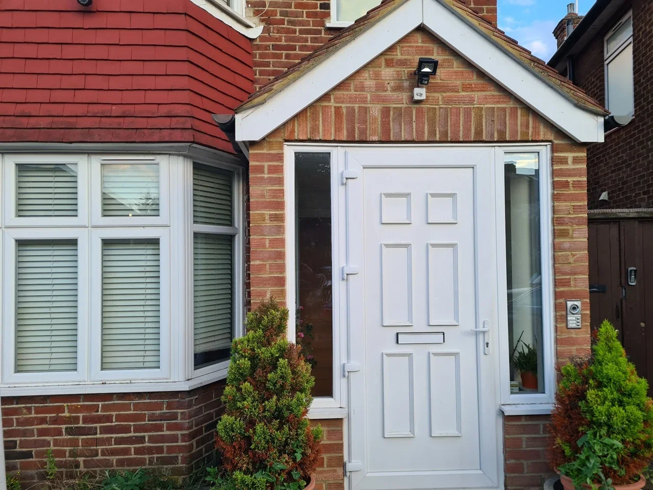 House Cumbrian Gardens in Greater London