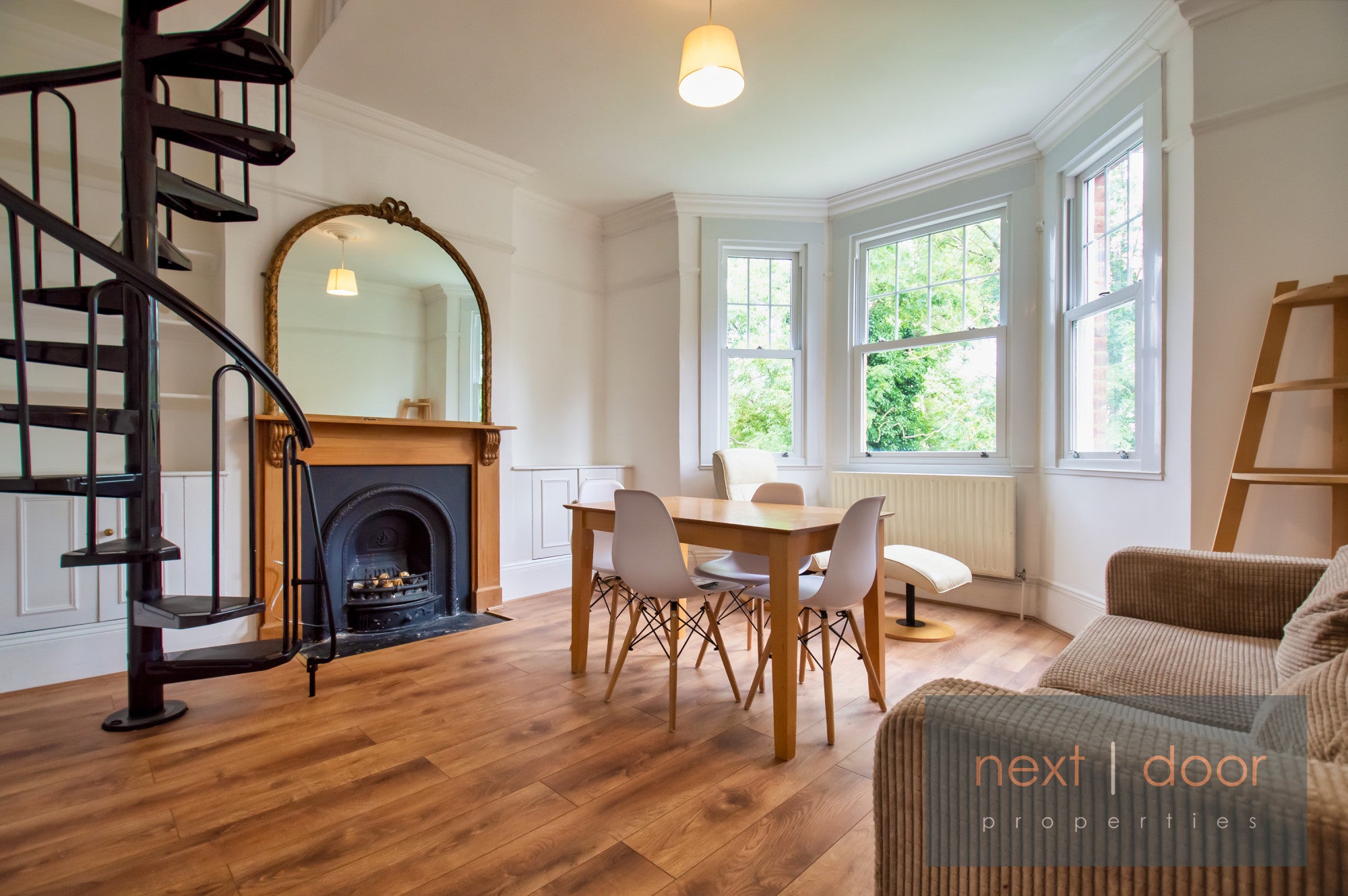 Flat Lawrie Park Road in Greater London