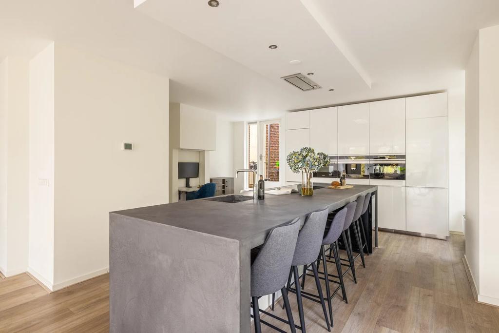 Appartement te huur: Nassaukade 70-3, Amsterdam