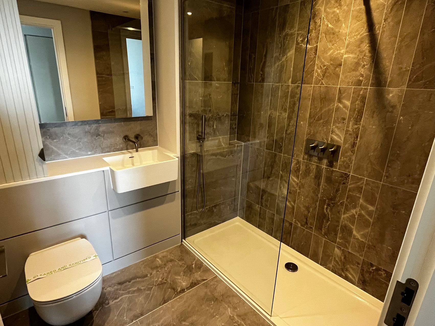 Flat Kennington Lane in Greater London