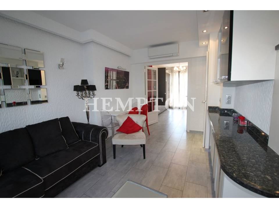 Appartement Rue des Eaux à Paris