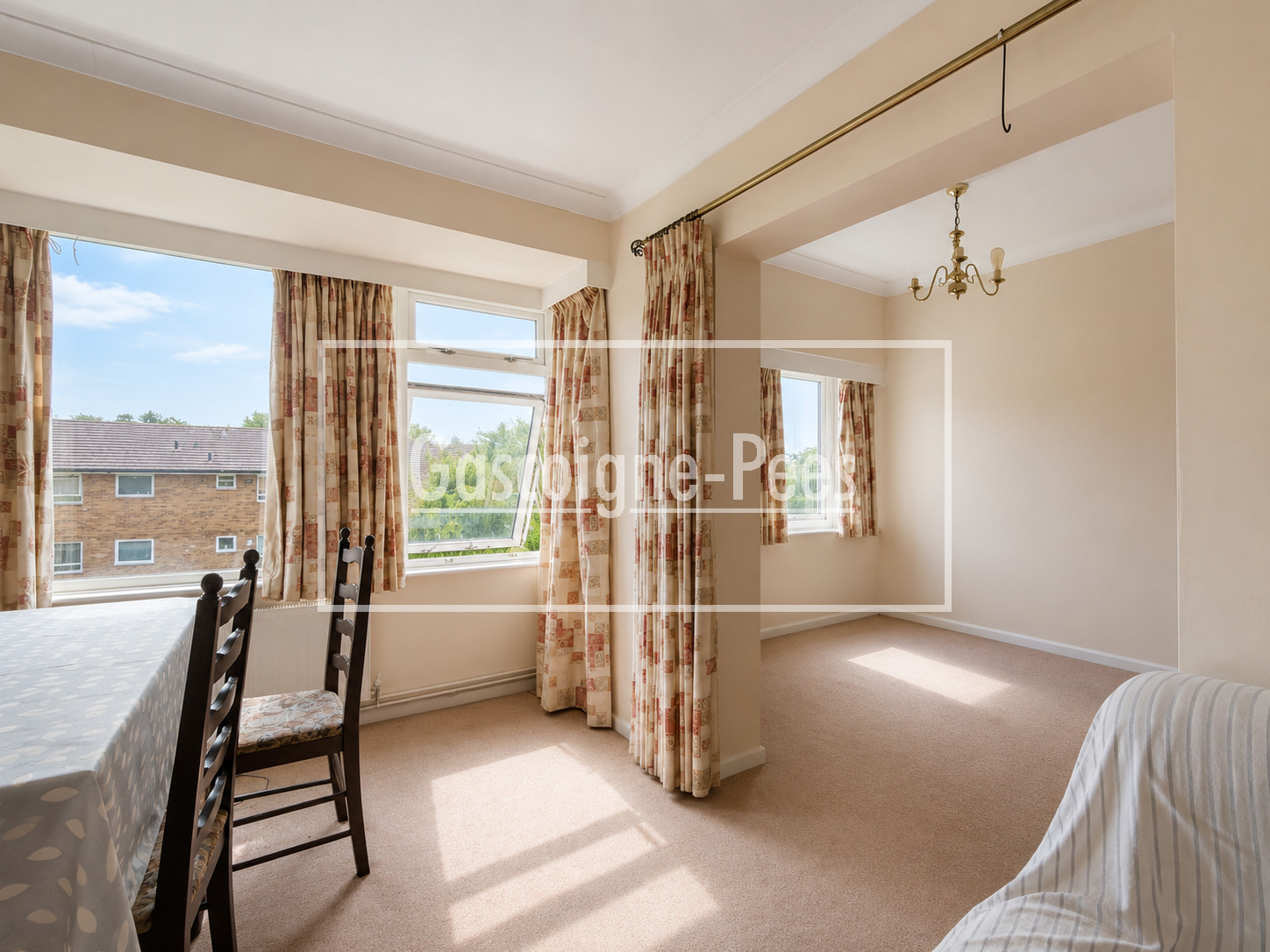 Flat Boxgrove Road in Guildford