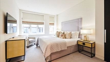 Flat Duke Street in City of Westminster