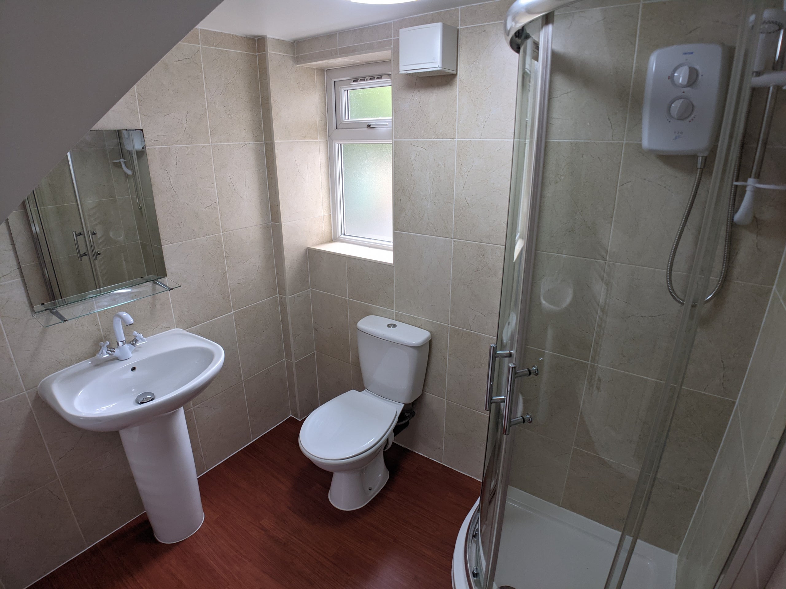 Flat Parsonage Road in Manchester